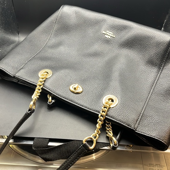 Coach Turnlock Chain Tote Bag - Picture 7 of 10